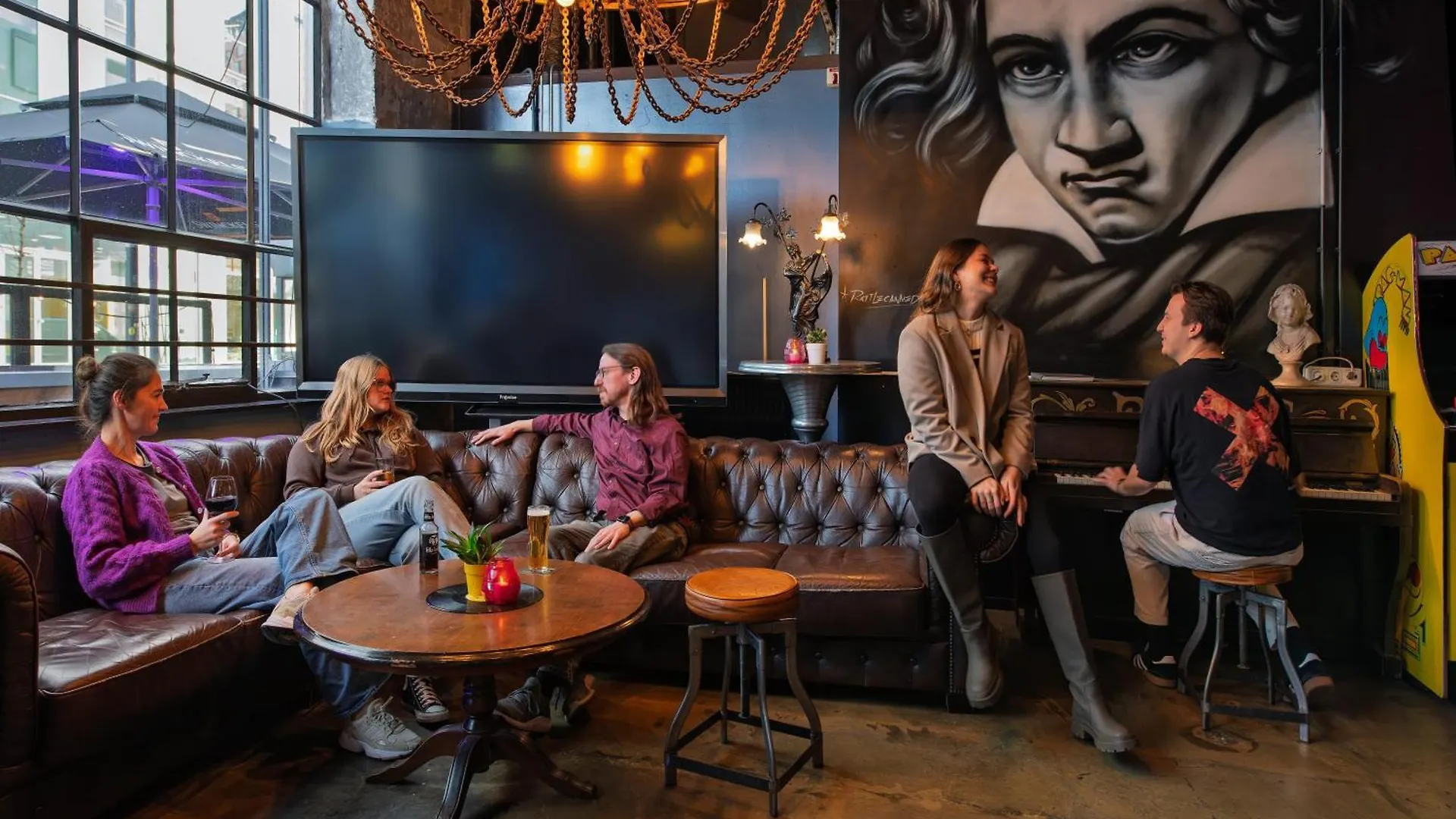 Stayokay Hostel Eindhoven - Blue Collar Netherlands